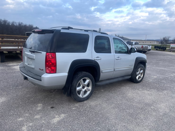 2010-gmc-yukon-image-5