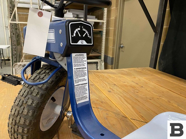 ol'-blue-toy-pedal-tricycle-image-10