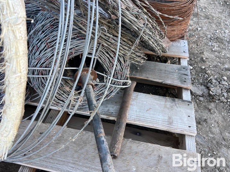 pallet-of-fencing-wire-image-12