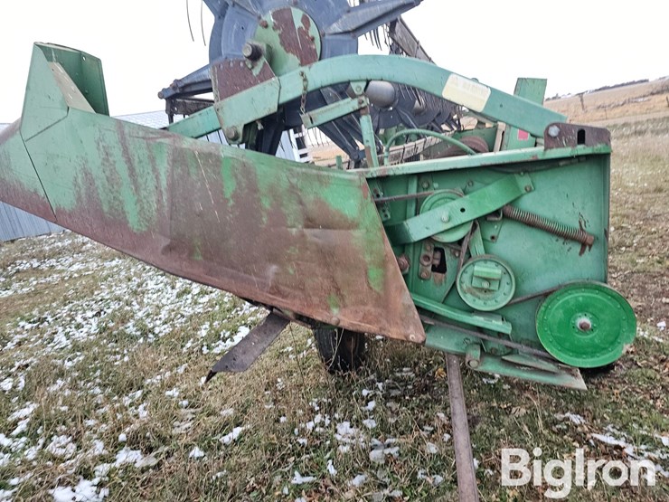 john-deere-224-image-14