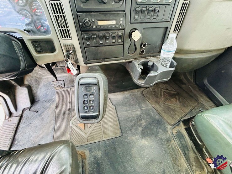 2013-international-durastar-4400-image-74