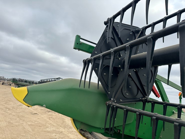 2017-john-deere-640fd-image-43