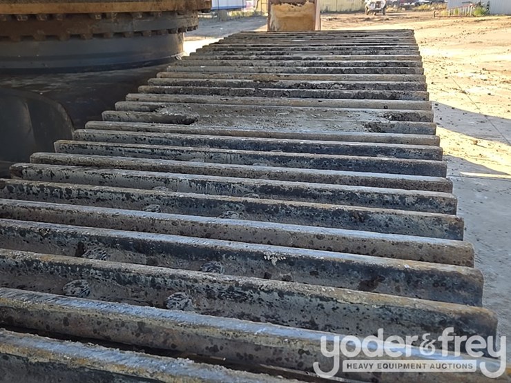 2022-komatsu-pc490-lc-11-image-27