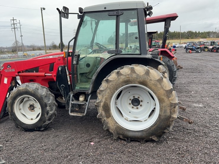 massey-ferguson-2220-image-12