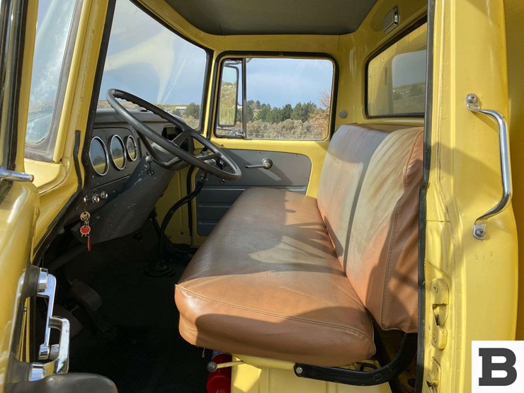 1965-international-loadstar-image-36