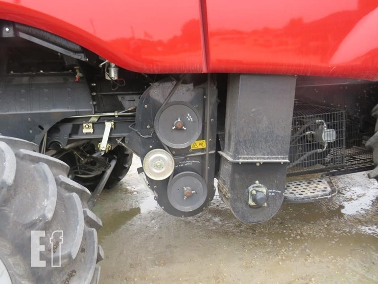 2013-case-ih-7230-image-10
