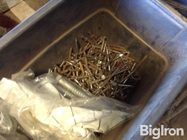 farm-&-construction-fasteners-image-12