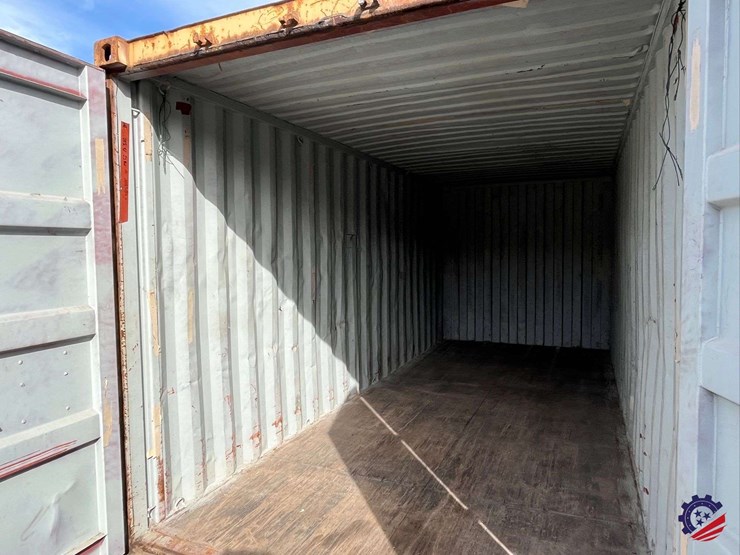 used-2006-20’-multi-purpose-shipping-container-image-10