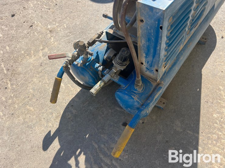 emglo-portable-air-compressor-image-17