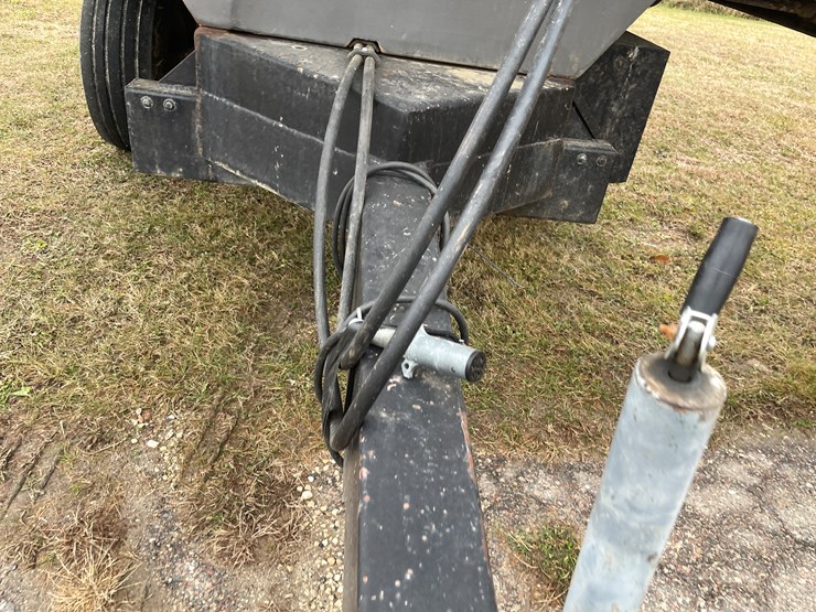 heil-trailer-image-5