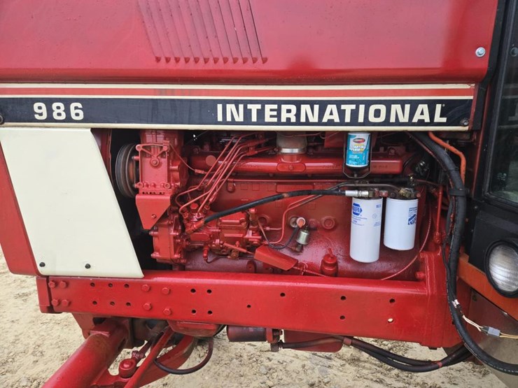 international-986-image-4