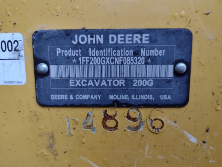 deere-200-lc-image-5