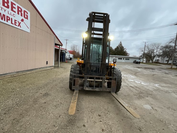 2015-jcb-930-image-6