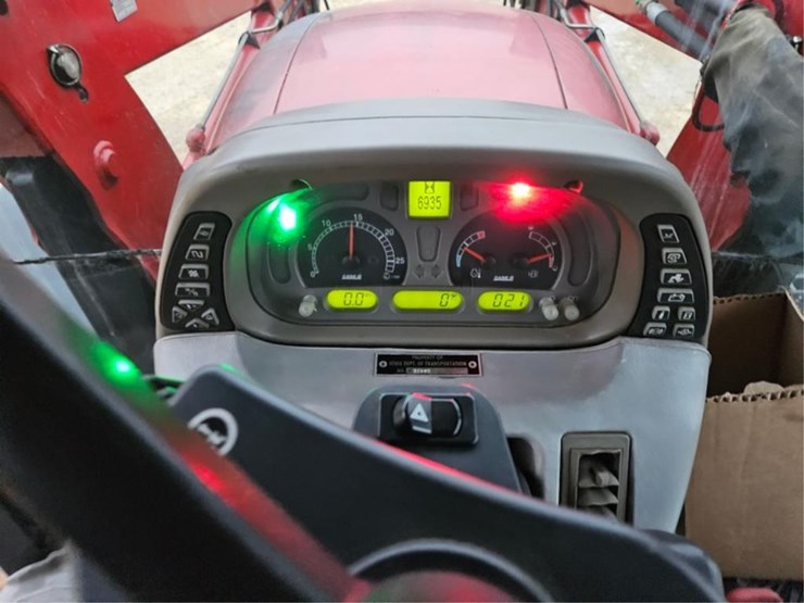 case-ih-mxu100-image-30