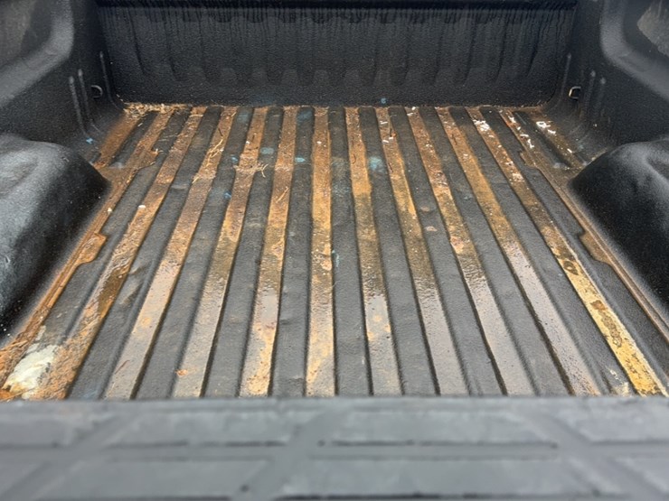 #3020-•-2009-chevy-silverado-z71-pickup-truck-image-11