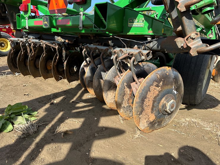 john-deere-2623-image-21