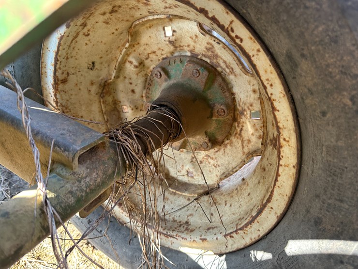 john-deere-26-image-8