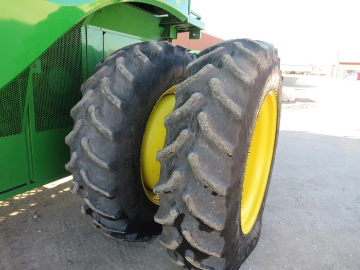 2012-john-deere-s660-image-22