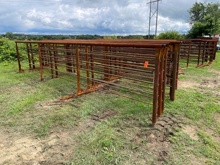 #1739-•-(3)-heavy-duty-steel-panels-image-1