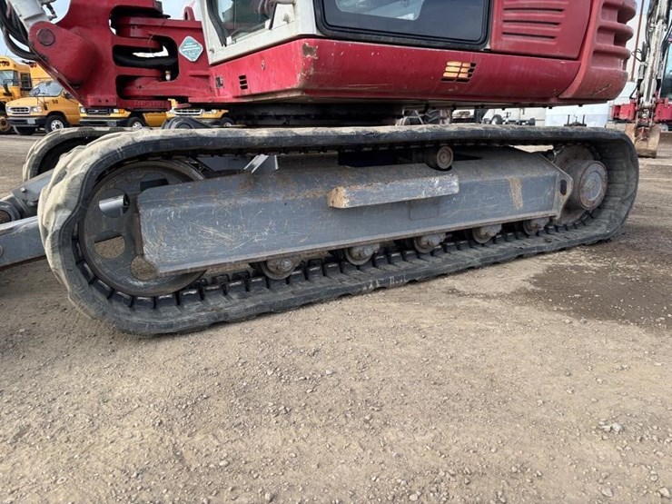 2014-takeuchi-tb290-image-23