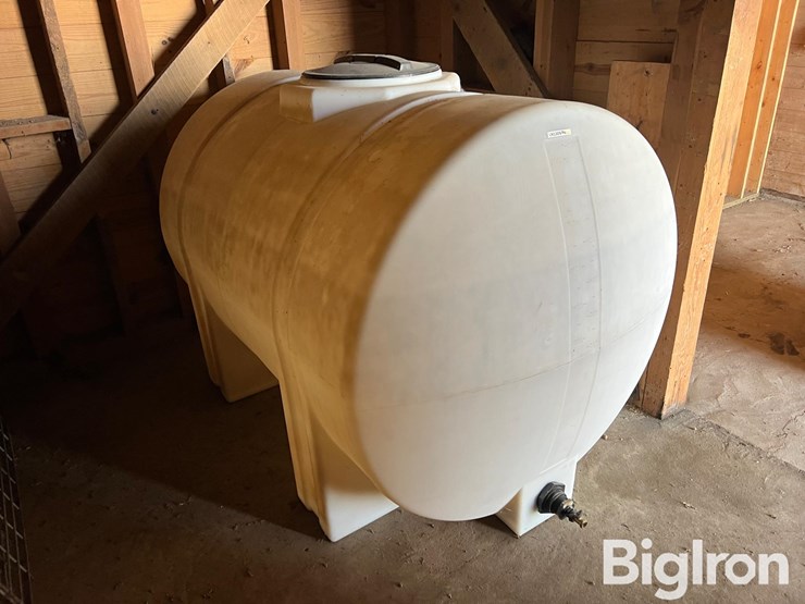 ace-roto-mold-535-gal-poly-tank-image-9