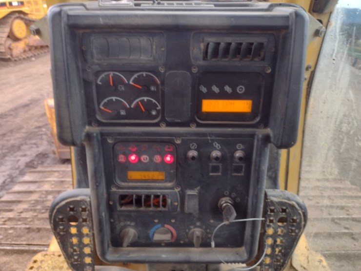 caterpillar-d6n-lgp-image-7