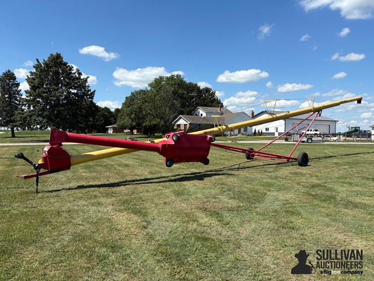 westfield-mk100-7-10"x71'-swing-away-auger-image-1