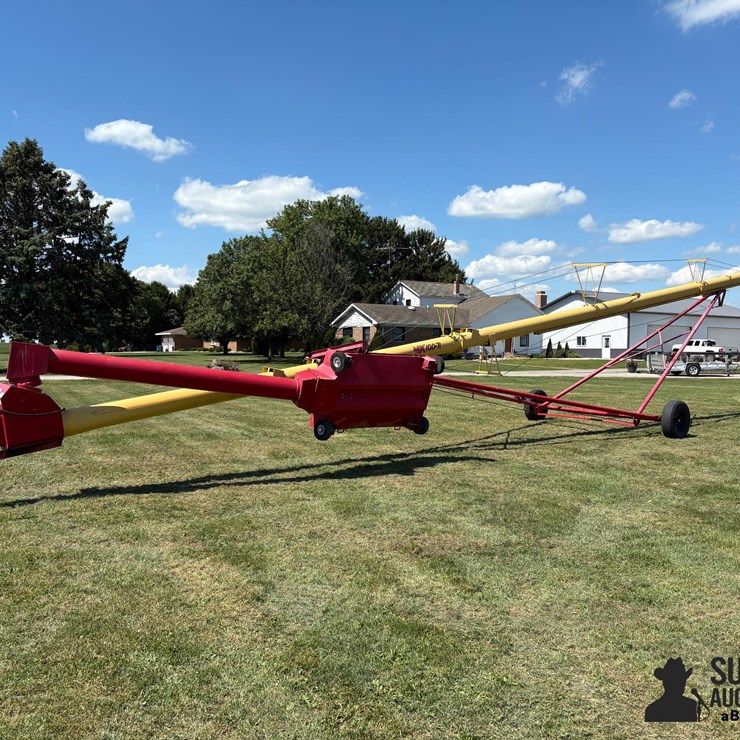 Westfield MK100-7 10"x71' Swing-Away Auger