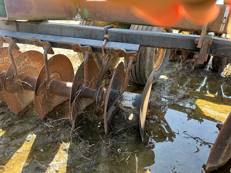 john-deere-26-image-18