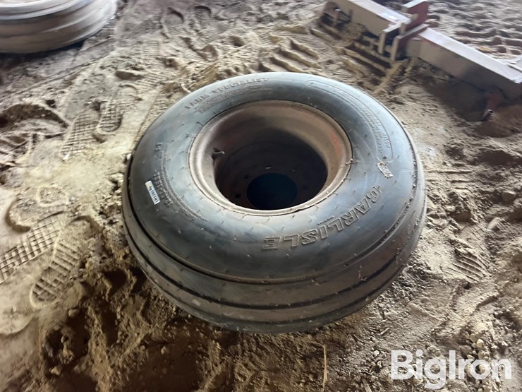 implement-12.5l-15sl-tire-&-rim-image-3