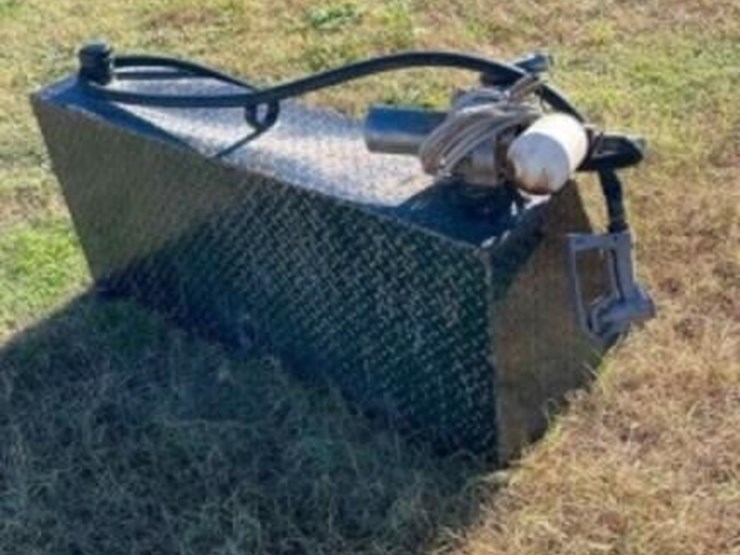 steel-diesel-tank-and-pump-image-1