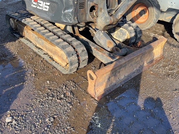 2021-bobcat-e26-image-6