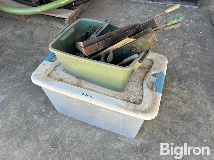 antique-bells-&-door-hardware-image-6