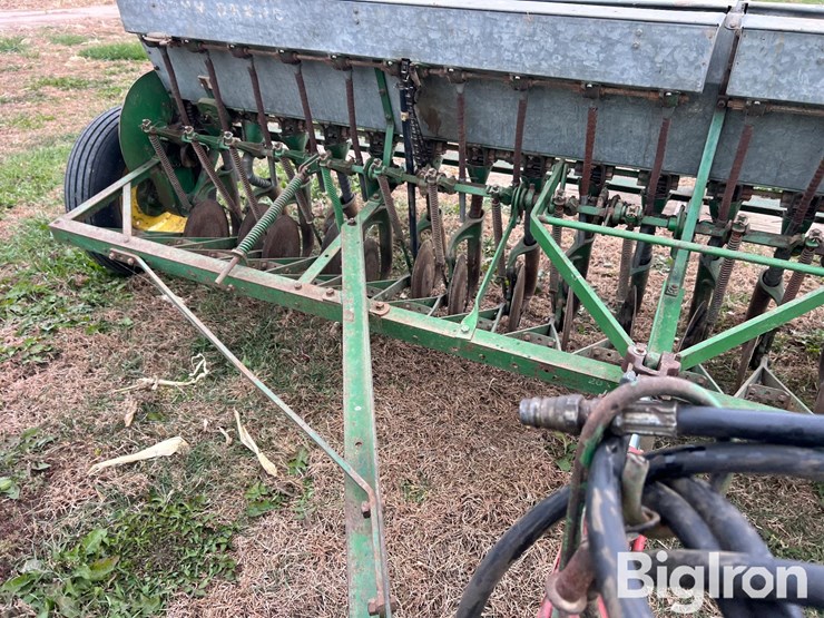 john-deere-b-image-15