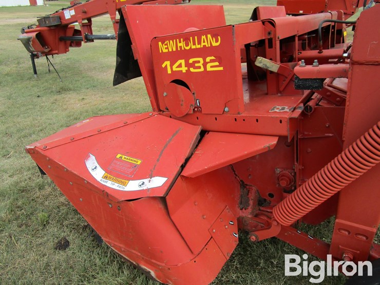 2001-new-holland-1432-image-19