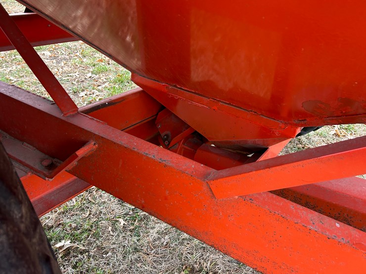 #96-•-kilbros-590-grain-cart-image-23