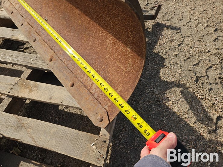 46"-blade-lawn-tractor-attachment-image-10