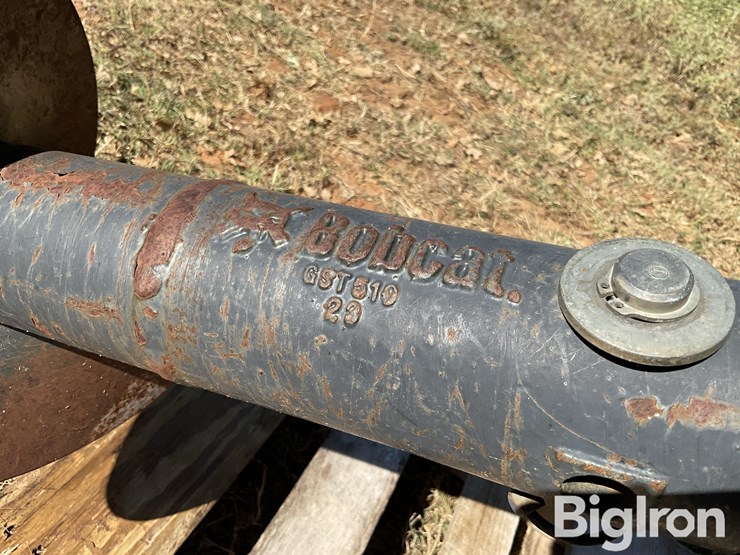bobcat-15c-auger-skid-steer-attachment-image-10