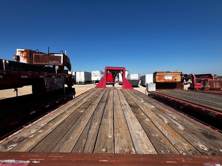 (x)-(8-23)-2006-hefty-28'l-t/a-gooseneck-trailer,...-image-3