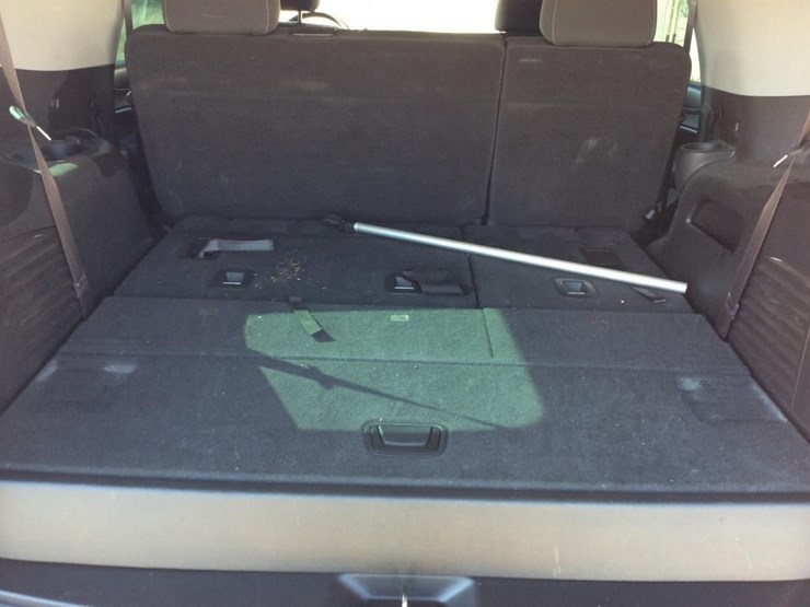 2016-chevrolet-tahoe-image-8