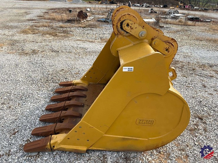 caterpillar-349-image-2