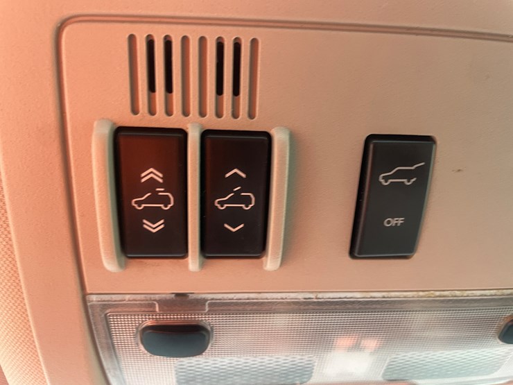 2010-gmc-yukon-image-57