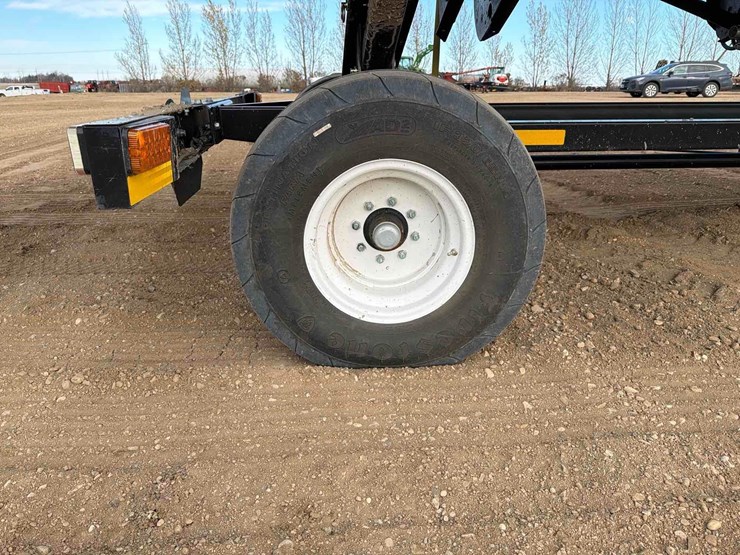 unverferth-aws-45-header-trailer-image-7