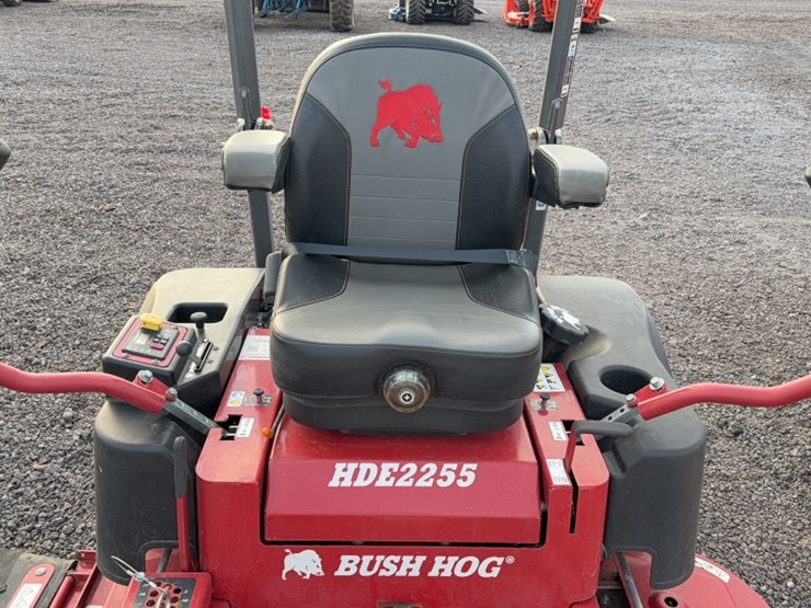 #3089-•-2021-bush-hog-hde-2255-zero-turn-lawn-mower-image-6