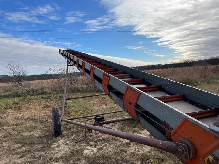 #1409-•-little-giant-elevator-image-4