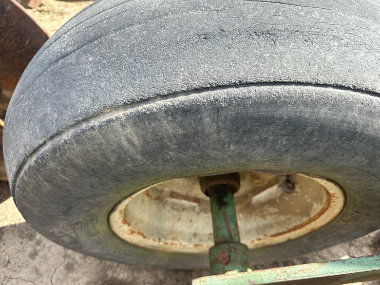 john-deere-635-image-11