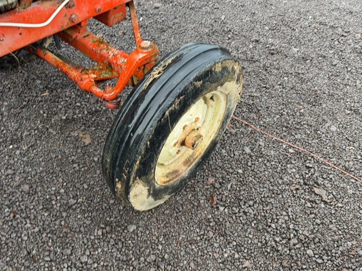#3059-•-allis-chalmers-tractor-image-7