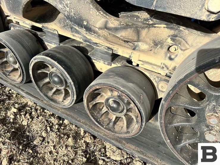 2014-case-ih-370-image-35