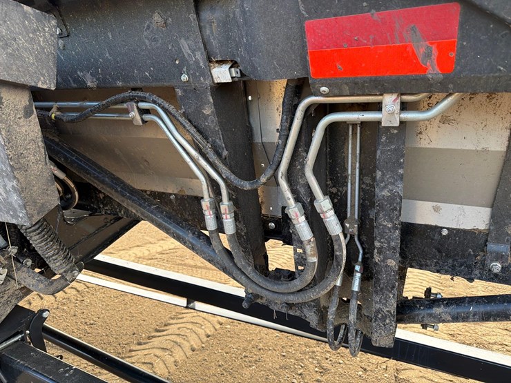 2024-mac-don-fd245-image-14