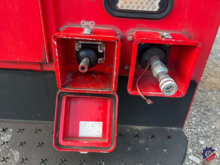 2017-ford-f350-xl-image-26